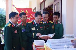 Người cán bộ chính trị sâu sát ở Lữ đoàn 950 (Quân khu 9)