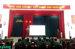 Học ngoại ngữ trên những con tàu ở Hải đoàn Biên phòng 18