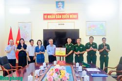 Đồng chí Bí thư Tỉnh ủy Thanh Hóa kiểm tra công tác quản lý, bảo vệ biên giới tại Bát Mọt