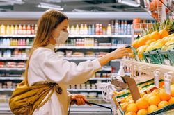 EU mạnh tay với 'tẩy xanh', doanh nghiệp Việt xuất khẩu đứng trước yêu cầu mới