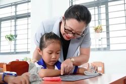 Bộ Giáo dục và Đào tạo: Đề nghị địa phương hỗ trợ giáo viên mầm non sau sáp nhập