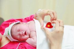 Hà Nội thí điểm làm thủ tục khai sinh ngay tại Bệnh viện Phụ sản