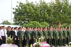 Lào Cai truy điệu, an táng 71 hài cốt liệt sĩ