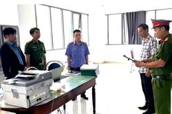 Cựu cán bộ ở Pleiku yêu cầu 13 người đưa tiền để 'tạo điều kiện'