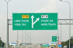 Cao tốc Bến Lức - Long Thành trước giờ thông tuyến