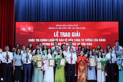 Lan tỏa những tác phẩm chính luận từ thực tiễn dân tộc, tôn giáo