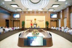 Ủy ban Thường vụ Quốc hội cho ý kiến về dự án Luật Đất đai