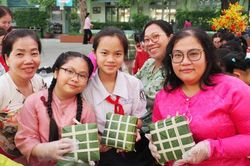 Từ 15/11, Ban đại diện cha mẹ học sinh không được đặt ra khoản đóng góp bắt buộc