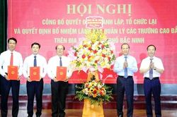 Bắc Ninh công bố quyết định thành lập, tổ chức lại các trường cao đẳng