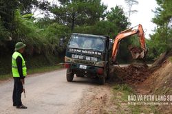 Vá lành sạt lở