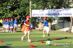 'Ngày hội bóng đá vui' tạo sân chơi bình đẳng cho học sinh