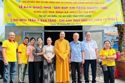 Chùa Tường Nguyên (TP.HCM) bàn giao 4 căn nhà tình thương đến hộ nghèo tỉnh Vĩnh Long và TP.Cần Thơ
