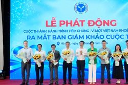 Hành trình tiêm chủng – Lan toả hình ảnh đẹp vì cộng đồng