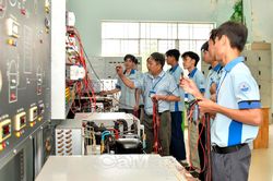 Trang bị kỹ năng để lao động vững bước