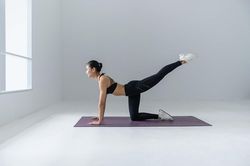 Muốn tập Pilates tại nhà: 8 món đồ người mới nên sắm ngay