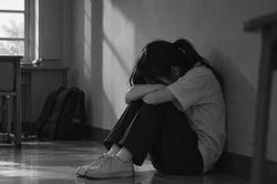 Hội nhóm 'Con ghét bố mẹ': Khi nơi tìm sự đồng cảm lại khuếch đại tổn thương