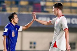 Thua Thái Lan 0-2, tuyển Việt Nam kém ở đâu?