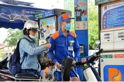Tiếp tục ưu đãi thuế xăng dầu 0% đến hết năm 2026