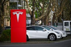 Tesla đón tin vui tại nhiều thị trường châu Âu