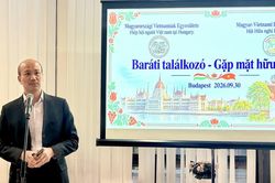 Gặp mặt hữu nghị, tăng cường giao lưu nhân dân Việt Nam-Hungary
