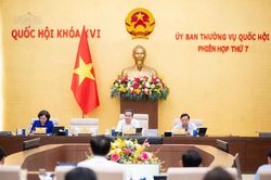 Ủy ban Thường vụ Quốc hội cho ý kiến về dự án Luật Đất đai (sửa đổi)