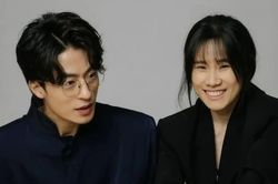 'Nóng': Koo Kyo Hwan và đạo diễn Yi Ok Seop đã đăng ký kết hôn vào năm 2022