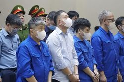 Bị cáo Nguyễn Thị Kim Tiến được đề nghị giảm từ 1,5 đến 2 năm tù