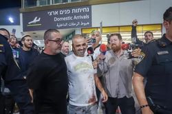 4 hành khách Israel được đề cử nhận giải Anh hùng Dân sự sau sự cố trên máy bay