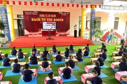 Trẻ mầm non ở Phú Thọ làm quen với tiếng Anh