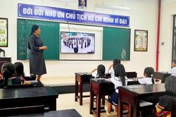 Xây dựng bộ chuẩn và công cụ đánh giá chuyển đổi số, AI cho nhà giáo miền núi