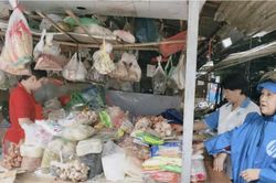 Hà Nội yêu cầu tìm địa điểm kinh doanh tạm cho gần 200 tiểu thương chợ Kim Liên