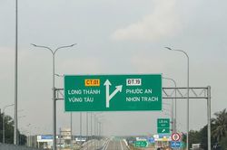 Cao tốc Bến Lức – Long Thành chính thức thông xe toàn tuyến
