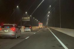 Cao tốc Bến Lức - Long Thành chính thức thông xe toàn tuyến