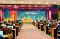 Gia Lai thông qua 20 nghị quyết, đẩy mạnh đầu tư công và chuyển đổi số