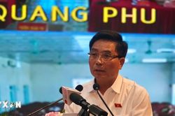 Phó Chủ tịch Quốc hội Nguyễn Doãn Anh tiếp xúc cử tri Thanh Hóa