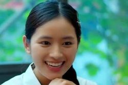 Nhan sắc gây thương nhớ của nữ diễn viên phim giờ vàng