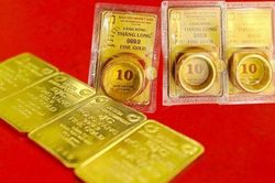 Giá vàng SJC giảm 300.000 đồng/lượng trong phiên đầu tháng