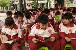 Đưa sách, kỹ năng số đến gần hơn với học sinh