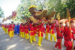 Dâng hương Trung Túc vương Lê Lai