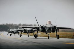 NATO mở rộng nhiệm vụ phòng không ở sườn phía Đông