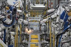 Hơn 5 triệu robot công nghiệp hoạt động trên toàn cầu, robot hình người vẫn còn xa thực tế