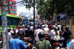 Ứng dụng AI giải bài toán ùn tắc giao thông đô thị