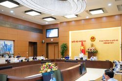 Khai mạc phiên họp thứ 7 của Ủy ban Thường vụ Quốc hội