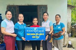 Điểm tựa cho phụ nữ khó khăn