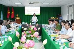 Chủ tịch UBND tỉnh Nguyễn Thanh Nhàn: Ngành Y tế cần nâng cao năng lực tuyến cơ sở và phát triển kỹ thuật chuyên sâu ở tuyến trên