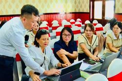Tập huấn kỹ năng số, ứng dụng AI cho 156 cán bộ, hội viên phụ nữ