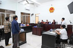 Một phiên tòa nối lại tình anh em