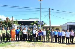 Công an tỉnh Khánh Hòa bàn giao công trình an sinh xã hội và trao 40 suất quà tại xã Tây Ninh Hòa
