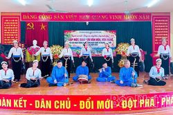 Tân Lạc gặp mặt kỷ niệm 35 năm Ngày Quốc tế Người cao tuổi