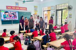 Đoàn ĐBQH khoá XVI tỉnh Tuyên Quang kiểm tra, khảo sát Trường Tiểu học và THCS Cốc Pài, xã Pà Vầy Sủ